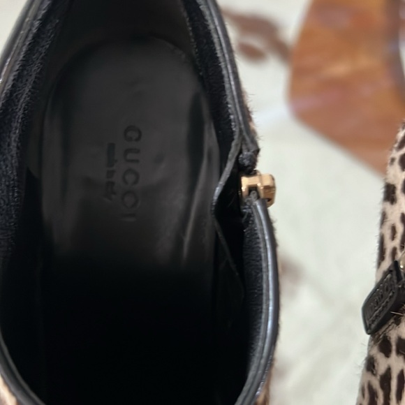 Authentic GUCCI Ponyhair Pointed Toe boots - Picture 7 of 11